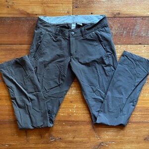 Stio Women’s Pants. Size 4. Gray.